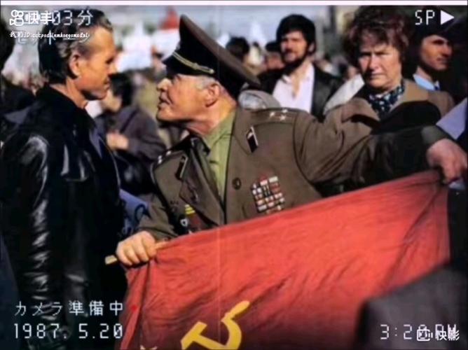 lw/苏联解体国旗降下图片,苏联解体的国旗降旗图片