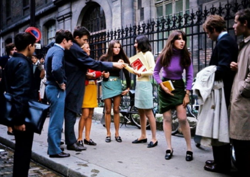 法国上世纪60年代的情况的相关图片